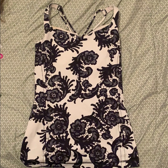 Lululemon tank top - Picture 1 of 2